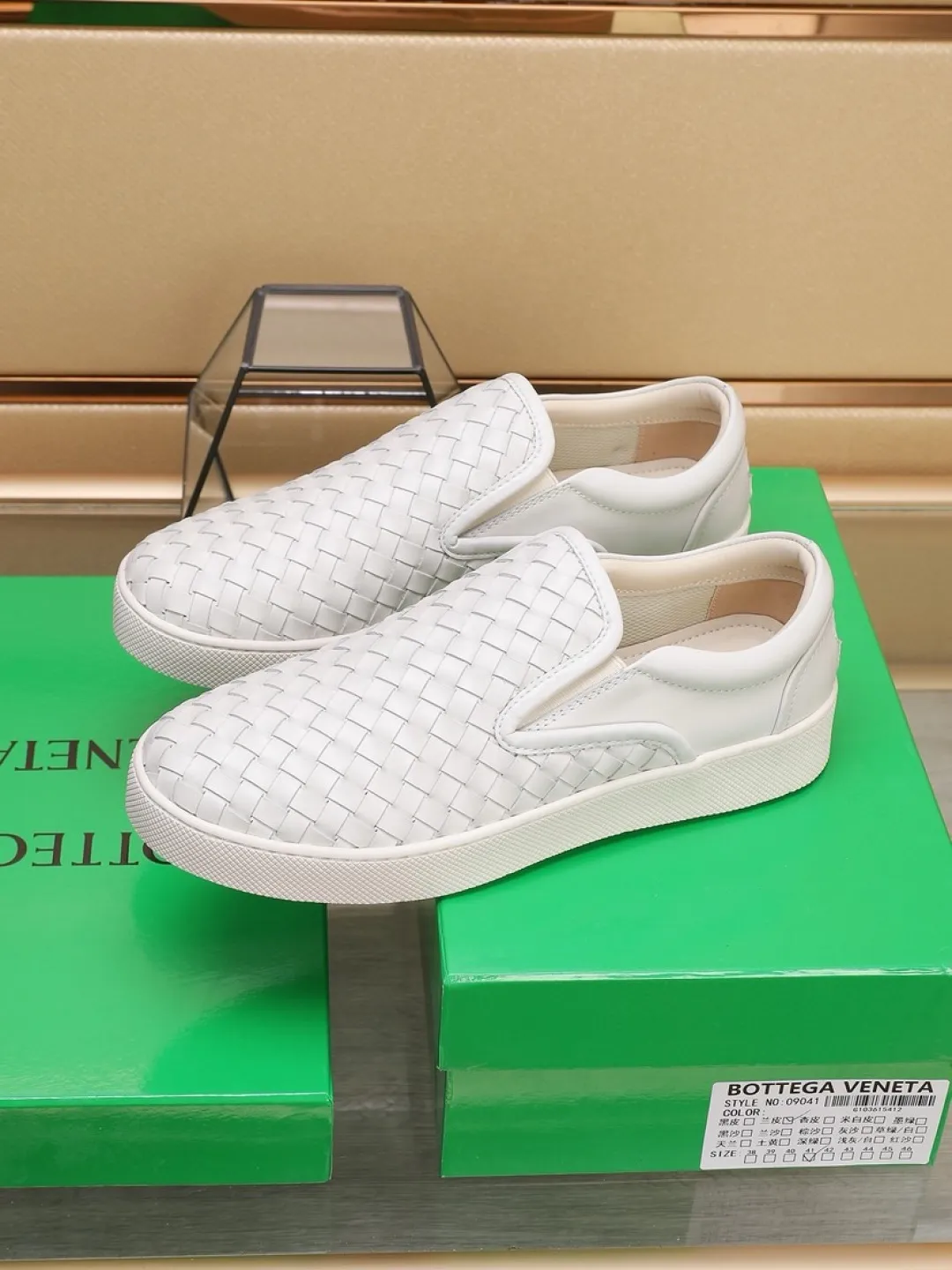 Men's men's shoes💰Men's shoes💰480💰🔥[BV] series of top purchasing agents🔍Imported first-layer cowhide woven surface, cowhide foot pads lining environmentally friendly ♻️Does not fade, 💪Sole: Rubber combination original factory special outsole ⚠Original and single goods 🔍🔍You can come in and out at will, welcome to compare ⚠Number of sizes: 38-44